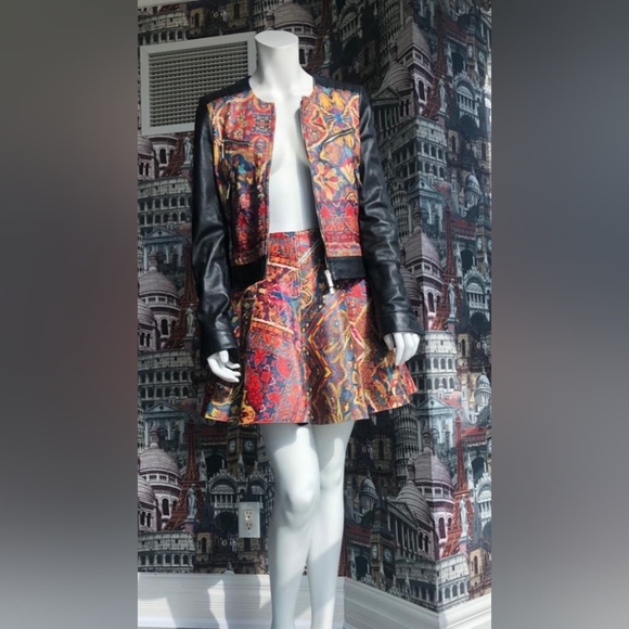 Leather costume by "Just Cavalli. - Picture 5 of 12